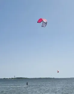 Kite steering practice on the lagoon